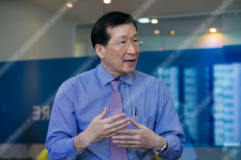 รองกรรมการผู้อำนวยการ บริษัท เอพี (ไทยแลนด์) จำกัด (มหาชน)