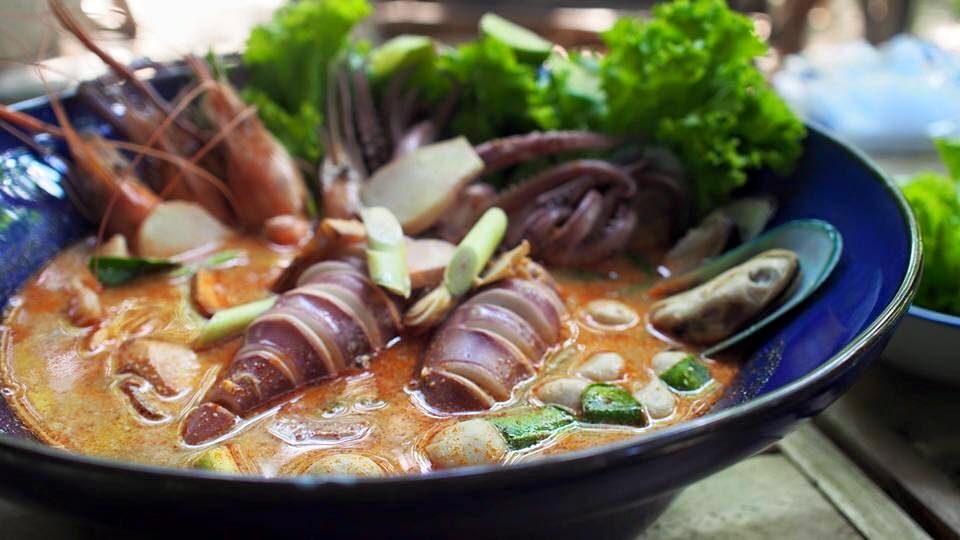 ก๋วยเตี๋ยวผู้พัน