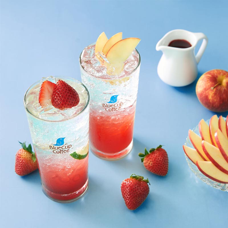 4 สหายสุดซ่าส์ ท้าดับร้อน ที่หอมผลไม้ ในแบบ สปาร์คกลิ้ง