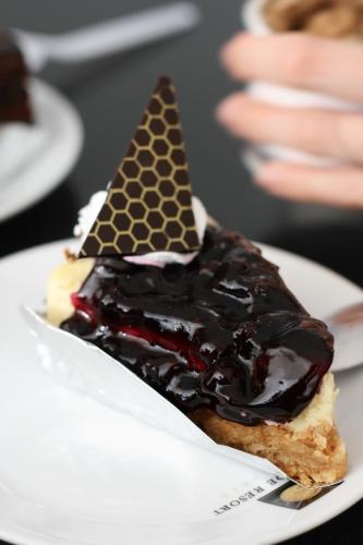 The Tide Bakery & Cafe บางแสน