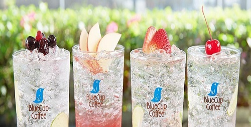 4 สหายสุดซ่าส์ ท้าดับร้อน ที่หอมผลไม้ ในแบบ สปาร์คกลิ้ง