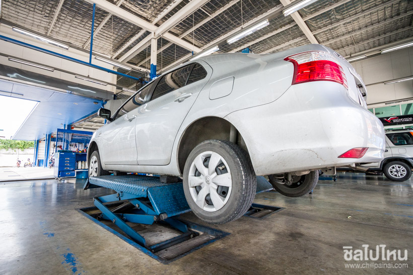 วิธีการตรวจเช็ครถยนต์ด้วยตัวเองก่อนขับรถไปเที่ยวช่วงวันหยุด