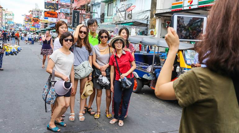 แค่พันกว่าบาท! 7 ทริก คู่มือเที่ยวกรุงวันหยุด งบน้อยก็ฟินได้