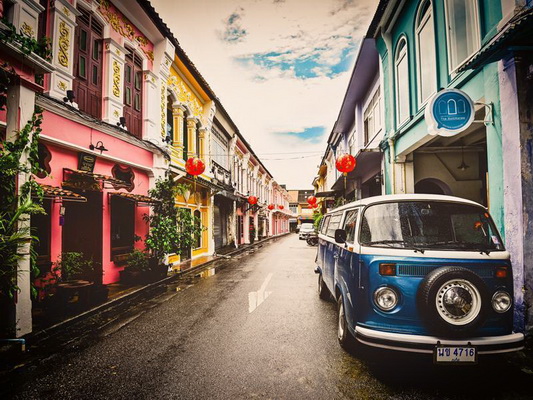 ที่พักภูเก็ต : 10 โฮสเทลภูเก็ตสุดชิคราคาหลักร้อย