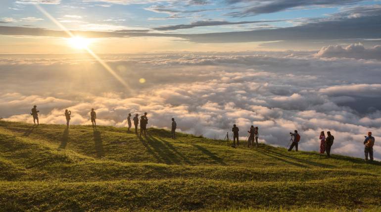 เก็บหมอกหยอกพระอาทิตย์ เปิดคู่มือ 7 ข้อ ล่าทะเลหมอกสวยลืมตาย!