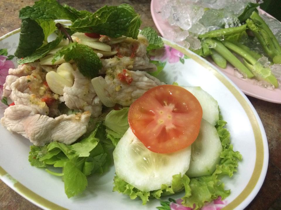 ร้านเจ้ตุ๊ก ข้าวต้มสุโขทัย ท่าน้ำนนท์