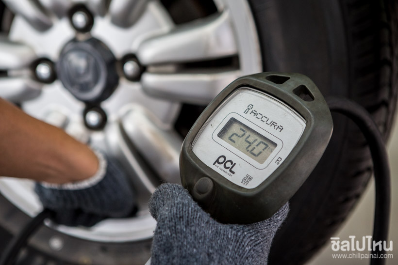 วิธีการตรวจเช็ครถยนต์ด้วยตัวเองก่อนขับรถไปเที่ยวช่วงวันหยุด