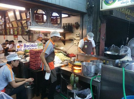 ผัดไทยทิพย์สมัย (ผัดไทยประตูผี)