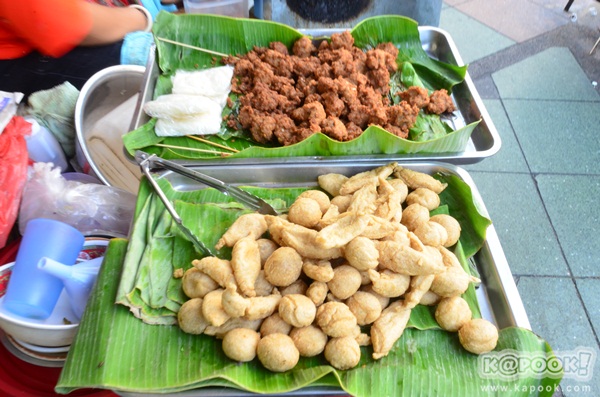 เลาะเลียบริมเจ้าพระยา ชิมของอร่อยท่าพระจันทร์-ท่าช้าง