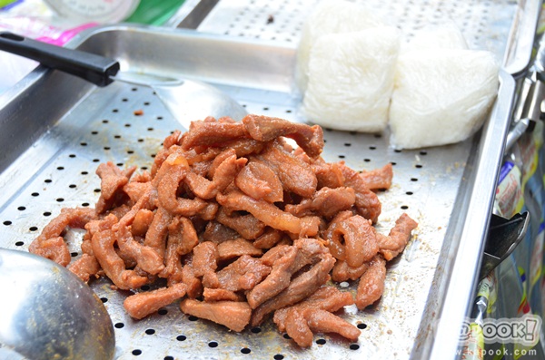 เลาะเลียบริมเจ้าพระยา ชิมของอร่อยท่าพระจันทร์-ท่าช้าง