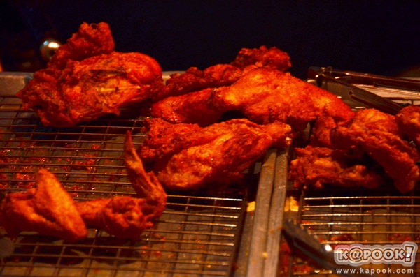 เลาะเลียบริมเจ้าพระยา ชิมของอร่อยท่าพระจันทร์-ท่าช้าง