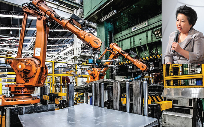 อุตสาหกรรมใส่เกียร์ห้าลงทุน 10 กลุ่ม