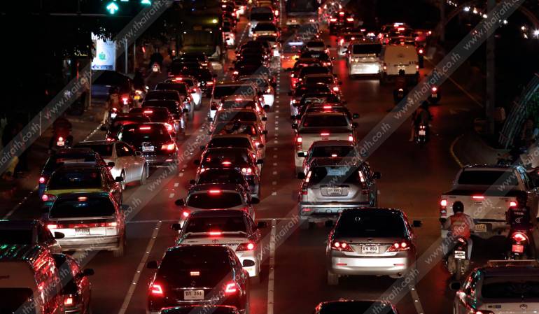 9 วิธีเอาตัวรอดรถติดหนึบนรก หลังทุบสะพานข้ามแยกเกษตร