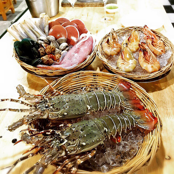 ร้านปิ้งย่างซีฟู้ดแนวใหม่เอาใจขาฮิปเมืองกรุงฯ