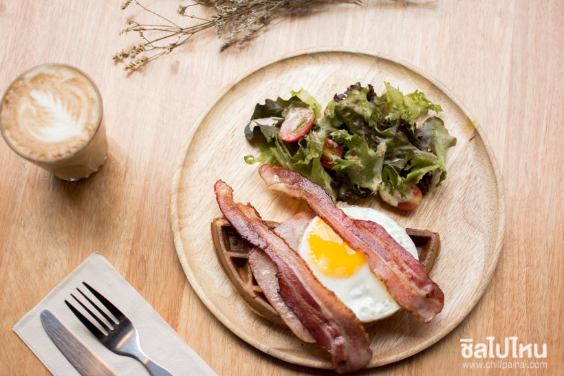 นิวสเปซ คาเฟ่ (Neue Space Cafe)