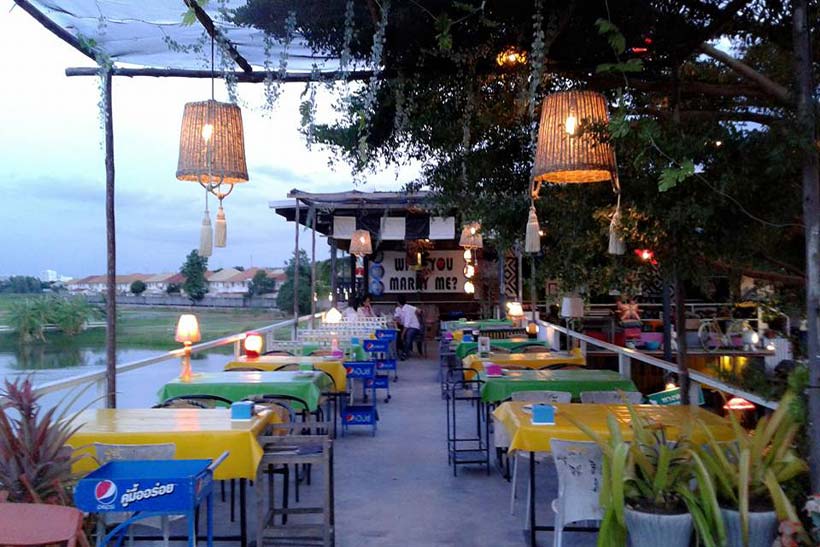 ครัวริมน้ำ นนทบุรี - ร้านอาหารนนทบุรี