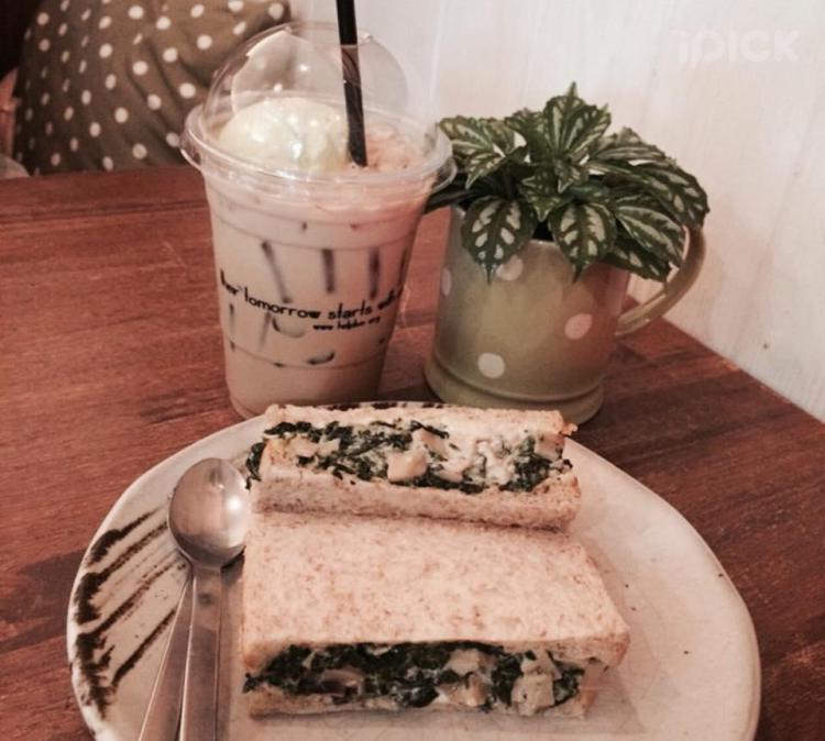 5 ร้านไอศกรีมดับร้อนที่ใคร ๆ ก็ตกหลุมรัก