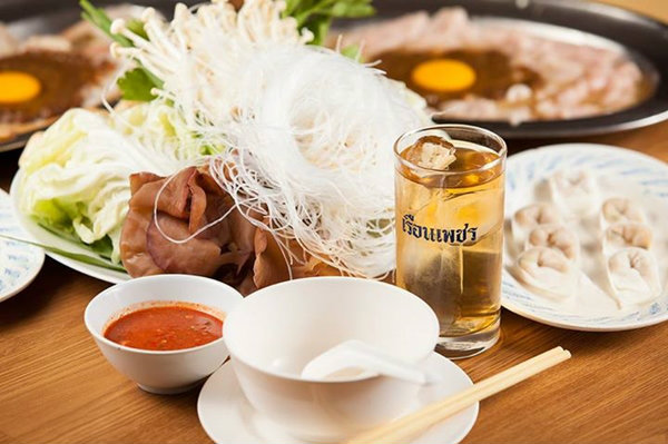 “4 ร้านเด็ด...ใจกลางกรุงเทพฯ“ ที่ไปแล้ว..ห้ามพลาด!!