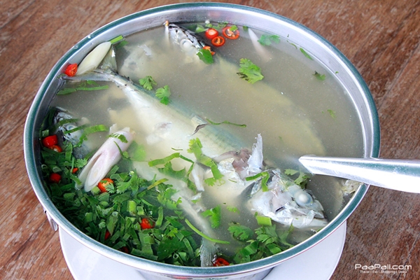 ปลาทูต้มบีบมะนาว