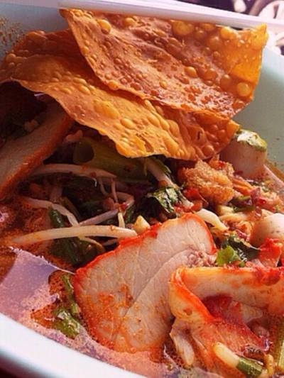 ไข่มุกต้มยำ : ร้านก๋วยเตี๋ยวชาติหน้า 15 เส้น ม.หอการค้า