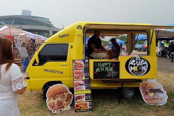 FullMoon FoodTruck