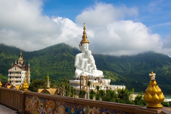 วัดผาซ่อนแก้ว จ.เพชรบูรณ์