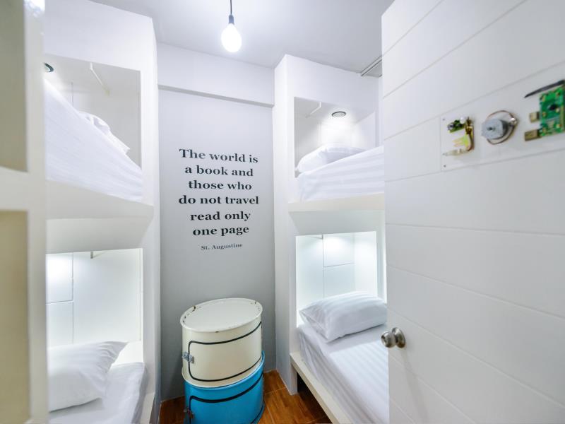 อีโค่ โฮสเทล ภูเก็ต (Eco Hostel)