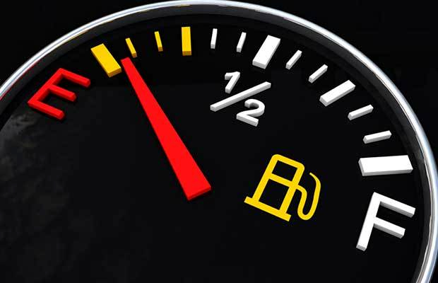 หน้าปัดน้ำมันรถ