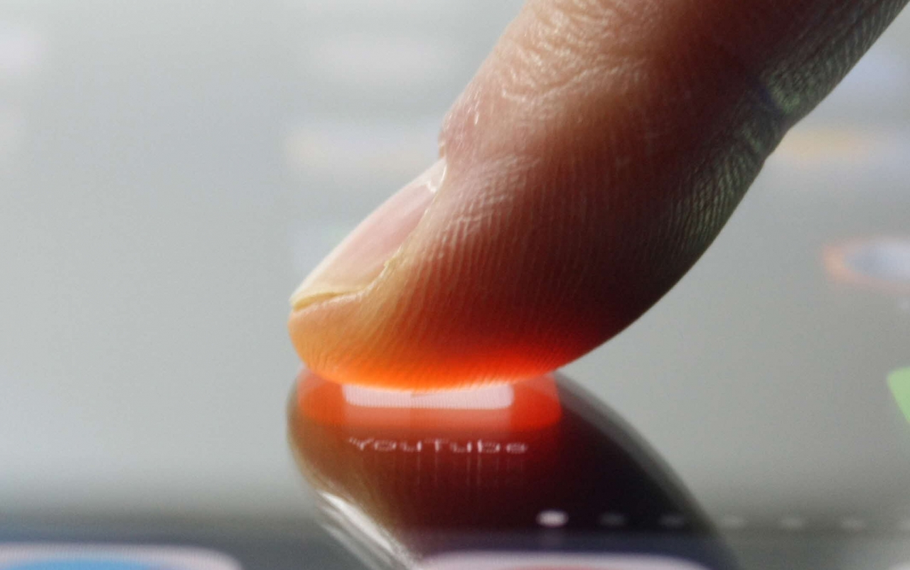 กสทช. ประกาศลงทะเบียนเปิดใช้ซิมมือถือใหม่ต้องสแกนลายนิ้วมือ เริ่มบังคับใช้ ก.พ. 60