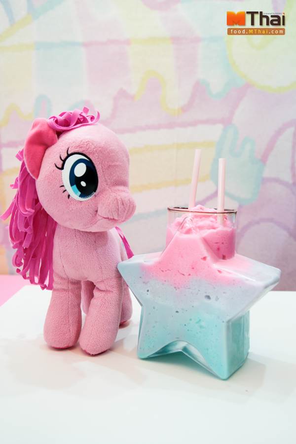 คาเฟ่สีหวาน กับ Unicorn Cafe สาทร 8