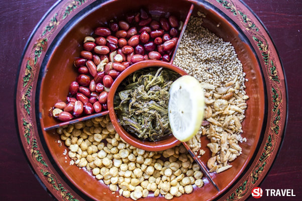 "หล่าเพ็ด" ประเทศพม่า