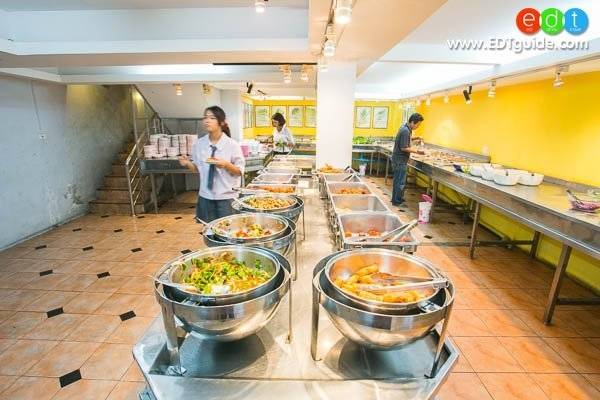 ครัวคุณย่า ถนนสรงประภา