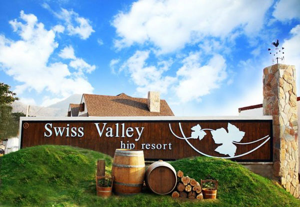 Swiss Valley Hip Resort สวนผึ้ง ราชบุรี