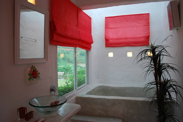 บ้านอ้อมกอดขุนเขา สวนผึ้ง ราชบุรี