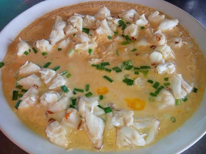 ร้านถาวร ซีฟูดส์ & โฮมสเตย์ คลองโคน สมุทรสงคราม