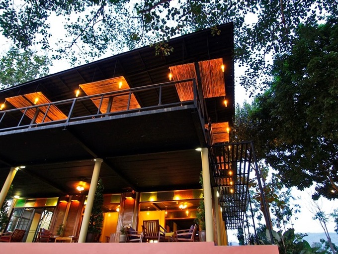 บูติค ราฟท์ รีสอร์ท (Boutique Raft Resort)