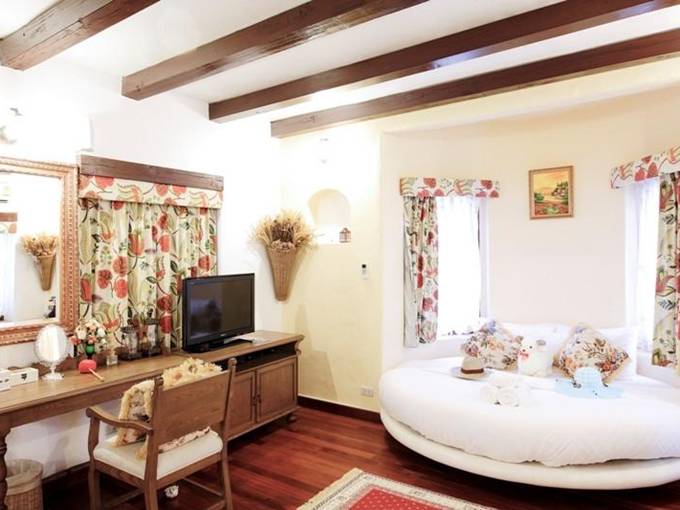 สวิส วัลเลย์ ฮิพ รีสอร์ท