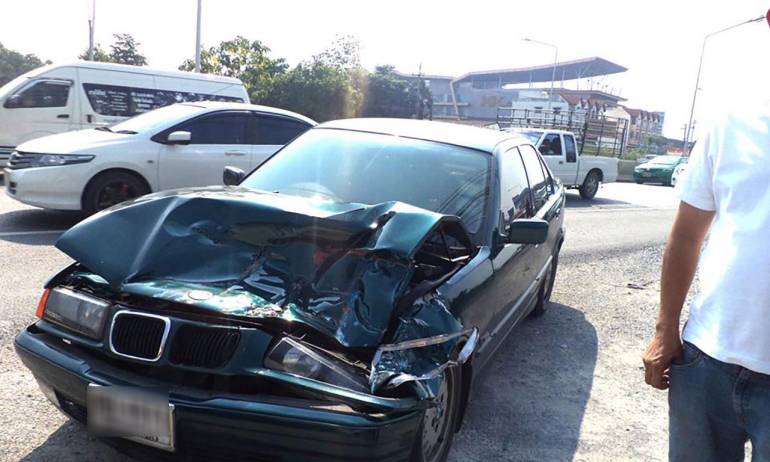 รถชน ต้องทำไง? ไขความลับประกันภัย รู้ไว้ไม่เสียสิทธิ์