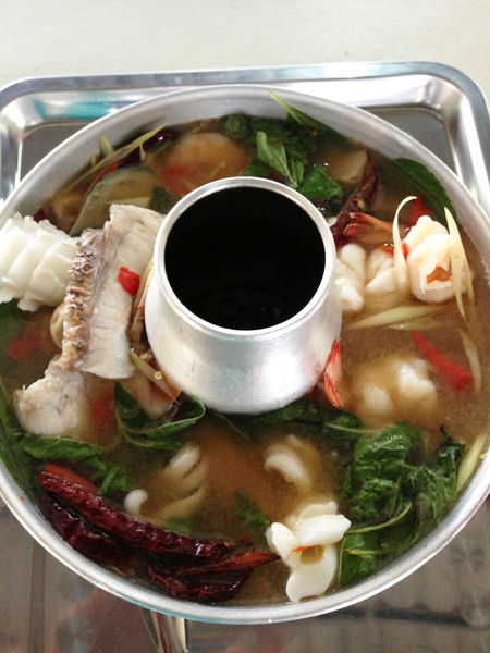 รุ่งฟ้าซีฟู้ด